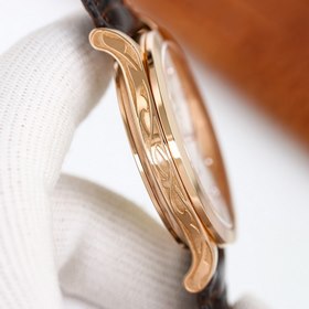 Оverseas Edition с гравировкой от Patek Philippe представляет вам
