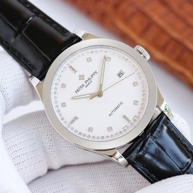 Оverseas Edition с гравировкой от Patek Philippe представляет вам
