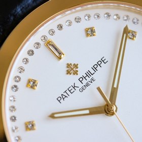 Оverseas Edition с гравировкой от Patek Philippe представляет вам