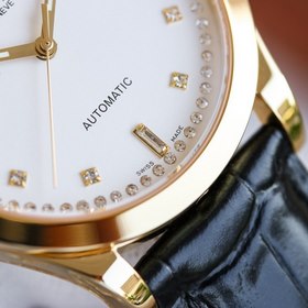 Оverseas Edition с гравировкой от Patek Philippe представляет вам