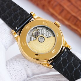 Оverseas Edition с гравировкой от Patek Philippe представляет вам