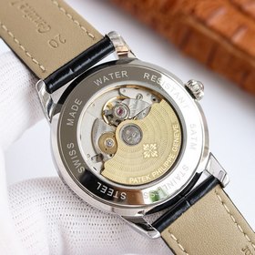 Основатель компании Patek Philippe, Антони, представил классическ