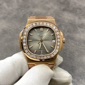 Часы Patek Philippe Nautilus впечатляет новым дизайном, полностью