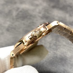 Часы Patek Philippe Nautilus впечатляет новым дизайном, полностью