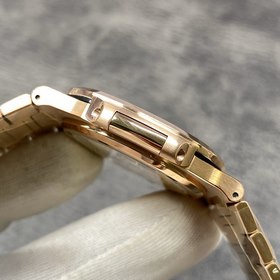 Часы Patek Philippe Nautilus впечатляет новым дизайном, полностью