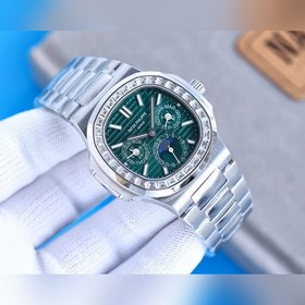 Patek Philippe 5740/1G-001 — первый сложный часовой механизм Naut