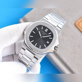 Часы PATEK PHILIPPE Nautilus Механизм с автоматической заводкой C