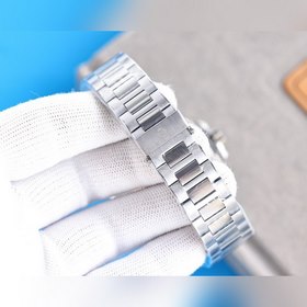 Часы PATEK PHILIPPE Nautilus Механизм с автоматической заводкой C