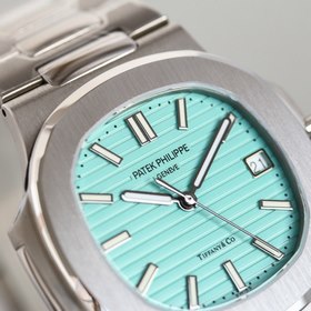 Совместная коллекция Patek Philippe и Tiffany — Nautilus в синем 