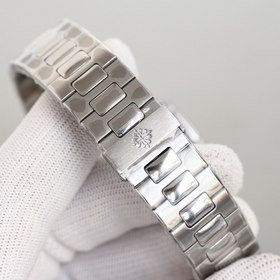 Совместная коллекция Patek Philippe и Tiffany — Nautilus в синем 