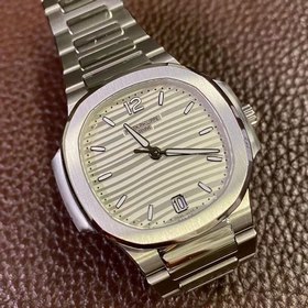 Patek Philippe Женские часы Nautilus 324SC с 29 бриллиантами