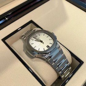 Patek Philippe Женские часы Nautilus 324SC с 29 бриллиантами