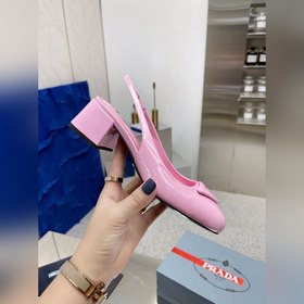 PRADA Весенняя коллекция на толстом каблуке Необходимое приобрет