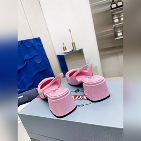 PRADA Весенняя коллекция на толстом каблуке Необходимое приобрет