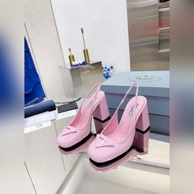 PRADA Весенняя коллекция на толстом каблуке Необходимый элемент