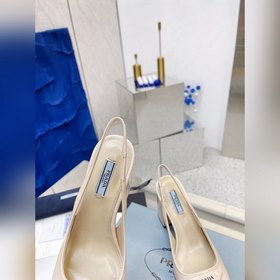 PRADA Весенняя коллекция на толстом каблуке Необходимый элемент