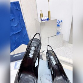 PRADA Новая коллекция весны, серия на толстом каблуке Незаменим