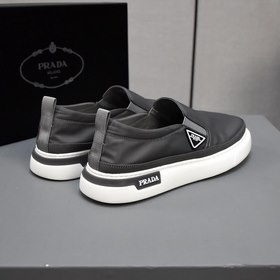 Prada Прада Воздухопроницаемые туфли Верх изготовлен из удобной д