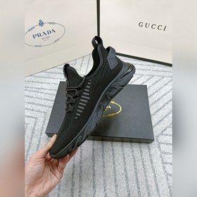 PRADA Новые кроссовки из трикотажа на все сезоны Итальянский им