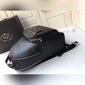 Рюкзак PRADA, модель 2VZ032 Изготовлен из импортной кожи Saffian