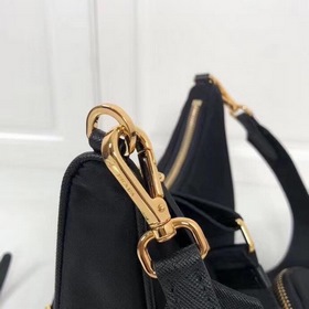 Нейлоновая сумка Prada Hobo, ручная/подмышечная, модель： 1BH204 С