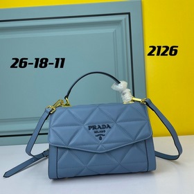 Вышитая сумка PRADA Модель： 2126 Объемный, с безупречным фирмен