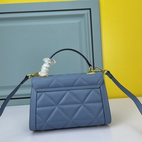 Вышитая сумка PRADA Модель： 2126 Объемный, с безупречным фирмен