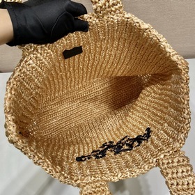 PRADA Сумка из волокна, модель 1BG408 Эта сумка из волокна изгот