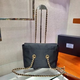 PRADA Б/у сумка с клапаном, модель 1BD620, средний размер Эта вин