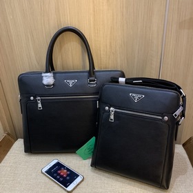 PRADA Новая мужская сумка из импортной кожи, модель： 690-1 Италья