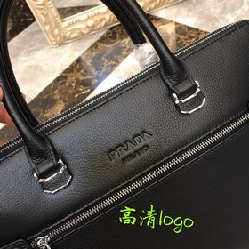 PRADA Новая мужская сумка для документов из кожи быка Модель： 690