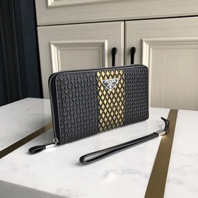 Prada Ручная сумка Изготовлена из высококачественных материалов. 