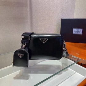 PRADA сумка для фотоаппарата, модель 1BH180, кожа с глянцевой пов
