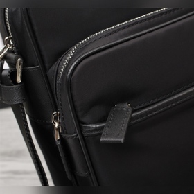 PRADA Модный портфель  Легкая водонепроницаемая нейлоновая ткань