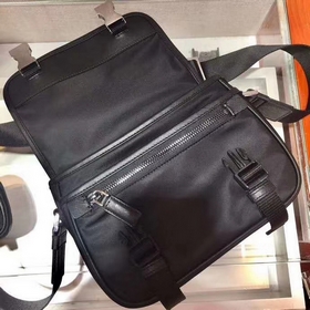 PRADA Комбинированная сумка-почтальон 3 в 1 Модель： 2VD034 Характ