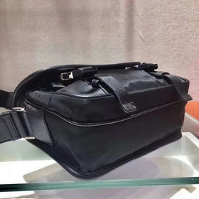 PRADA Комбинированная сумка-почтальон 3 в 1 Модель： 2VD034 Характ