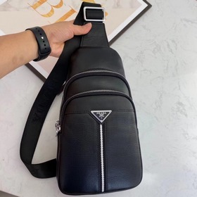 PRADA Летний поясной кожаный чехол для документов из кожи быка, м