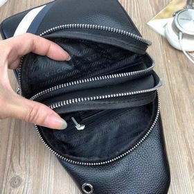 PRADA Летний поясной кожаный чехол для документов из кожи первого
