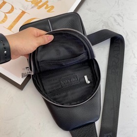 Мужская сумка PRADA из импортной телячьей кожи, модель 6035 Изгот