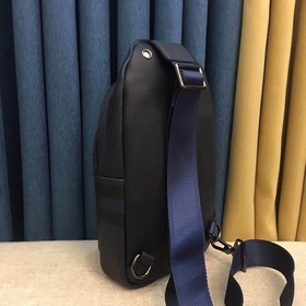 Мужская сумка Prada из кожи бычка Высококачественная кожа бычка, 