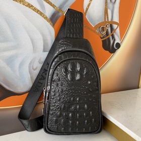 Мужская сумка PRADA из кожи бычка, модель 6056 Незаменимый аксесс