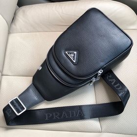 Мужская сумка через плечо PRADA из кожи первого слоя, черная, мод