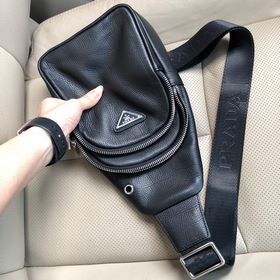 Мужская сумка через плечо PRADA из кожи первого слоя, черная, мод