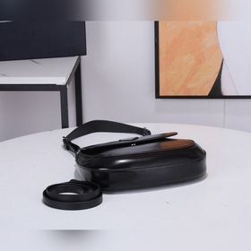 PRADA Новая подержанная сумка под мышку/большая сумка с клапаном 