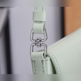 PRADA Новая модель подержанной сумки под мышку/большая сумка с кл
