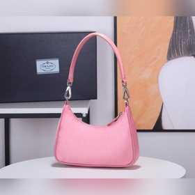 PRADA сумка Hobo с ручкой из кожи с крокодиловым узором, модель 1