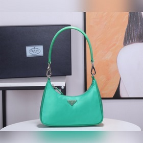 PRADA сумка Hobo с ручкой из кожи с крокодиловым узором, модель 1