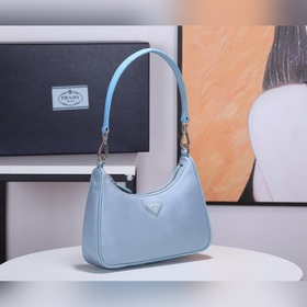 PRADA сумка Hobo с ручкой из кожи под крокодил, модель 1BC204 Из