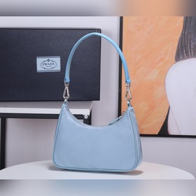 PRADA сумка Hobo с ручкой из кожи под крокодил, модель 1BC204 Из