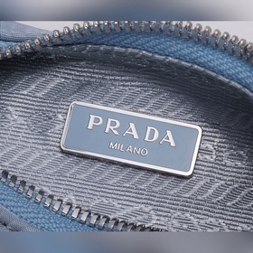 PRADA сумка Hobo с ручкой из кожи под крокодил, модель 1BC204 Из
